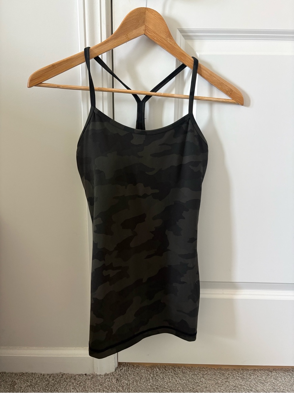 lululemon Power Y Tank Incognito Cam Tank - Size 4 - Picture 5 of 7